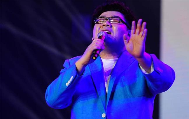 香港60后男明星，岁月见证的璀璨星光—名字大全与风采回顾60后香港演员男明星