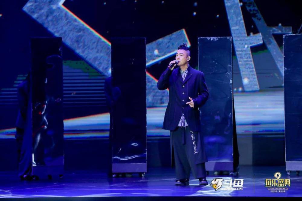 香港60后男明星，岁月见证的璀璨星光—一份详尽名单大全60后香港明星男明星排行榜